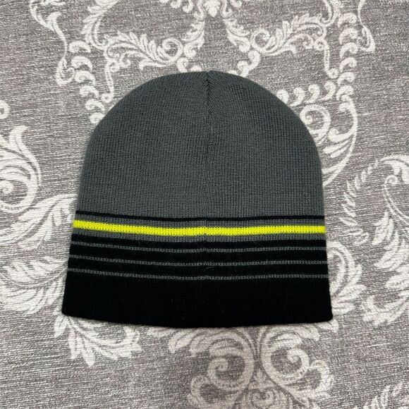 Star Wars Beanie Hat Darth Vader & Yoda Design Unisex Winter Cap - Picture 2 of 6